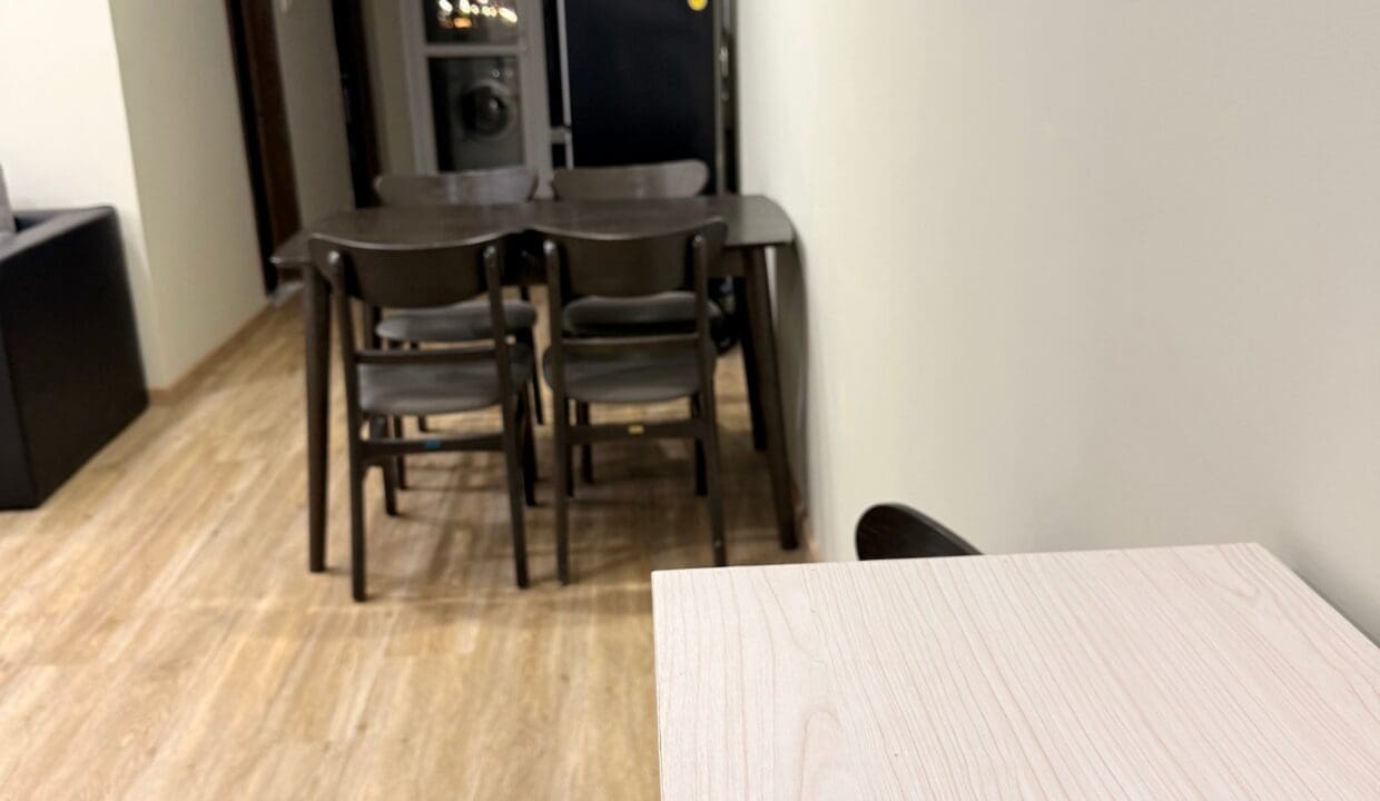 z6950302894045_37386abe252adf788718f5e2a9629cca