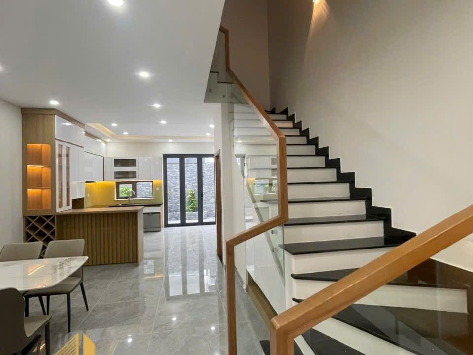 z6952953526722_8cd93970342480998321209b9541f851