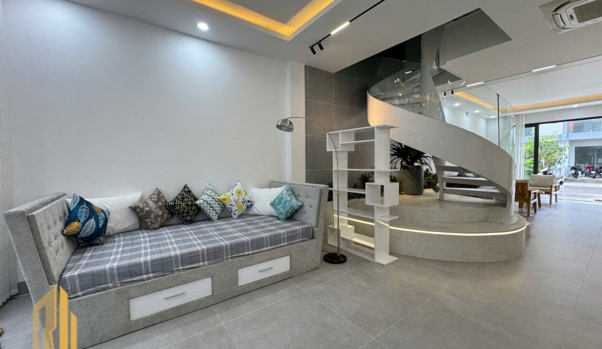 z7208754752435_a83408b1a0e4118b77596586afa676b9