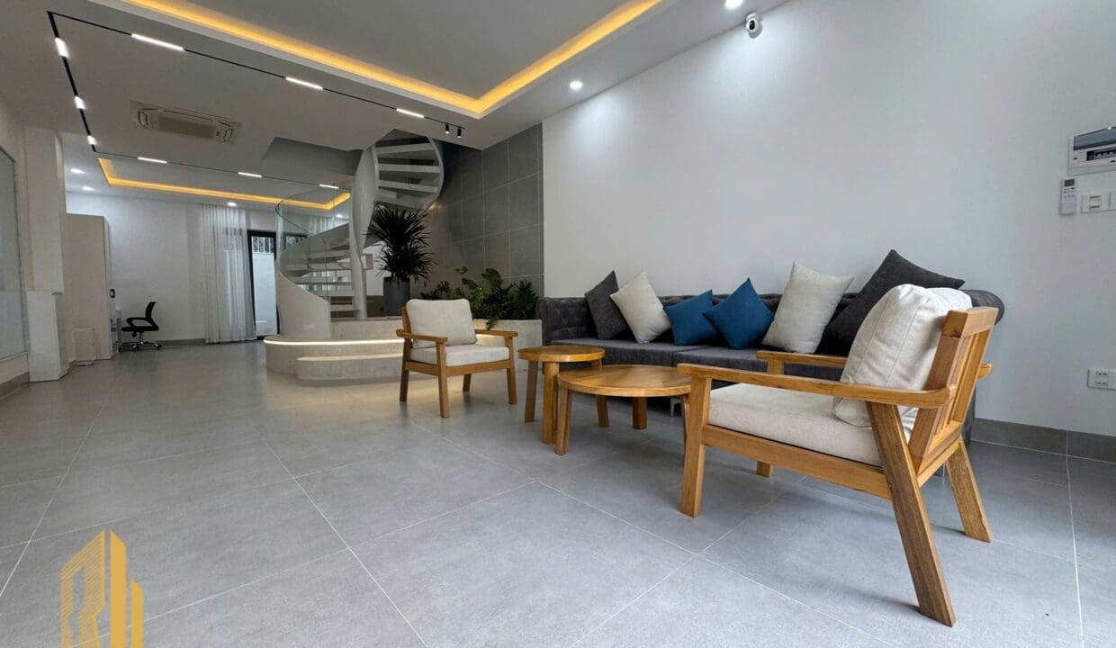 z7208754752556_54bde068f39d1f319b409cf82a92de37