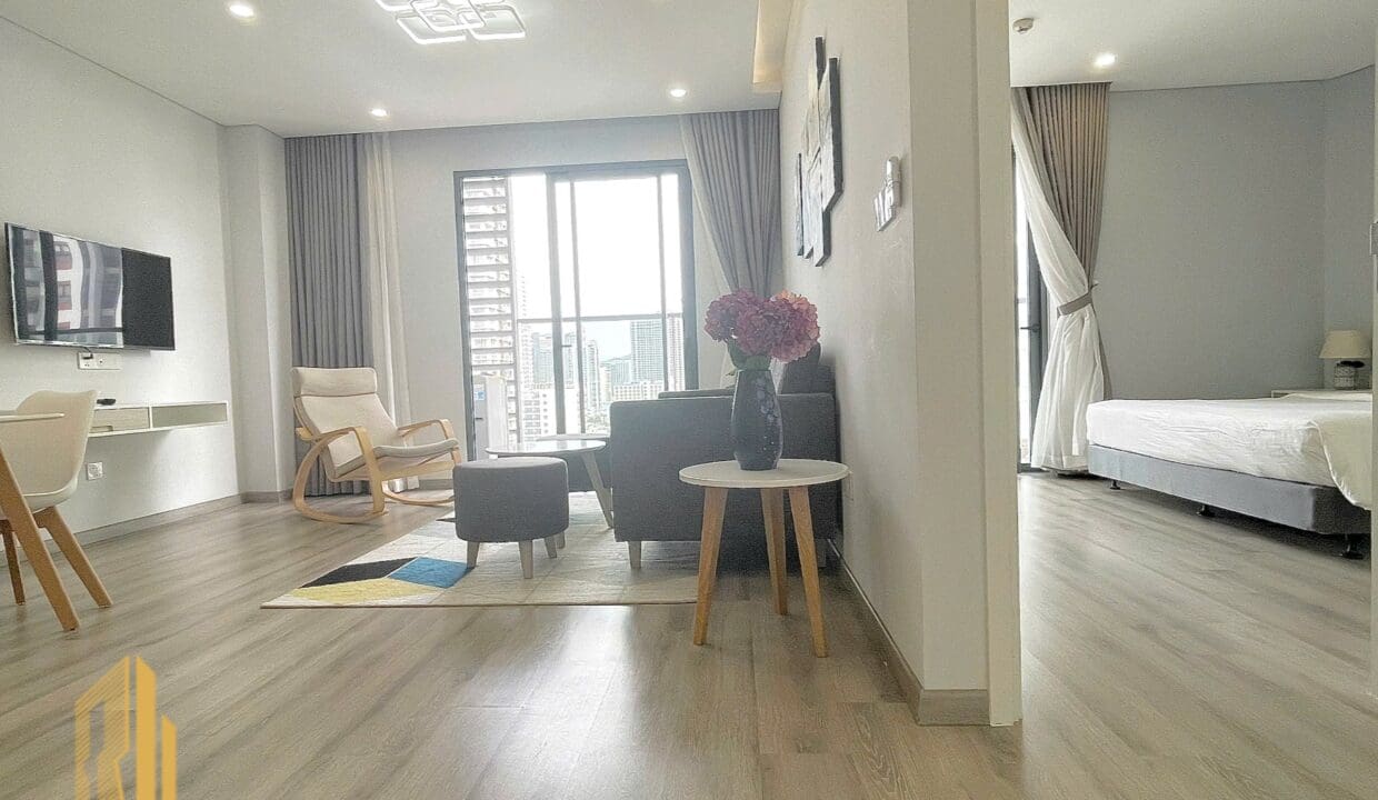 z6454762913023_2cdc691f5a4224a5de3a0e9ee8e57744