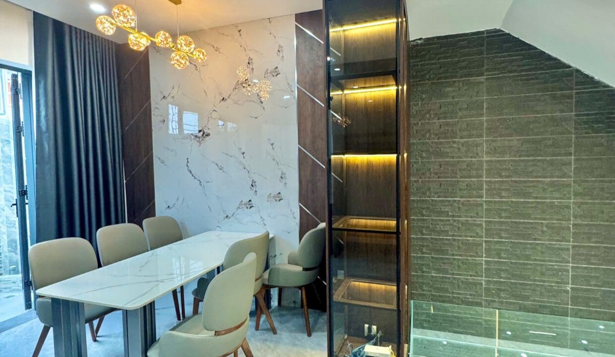 z6965818102854_65973389342d020c4abd7e3354b74909