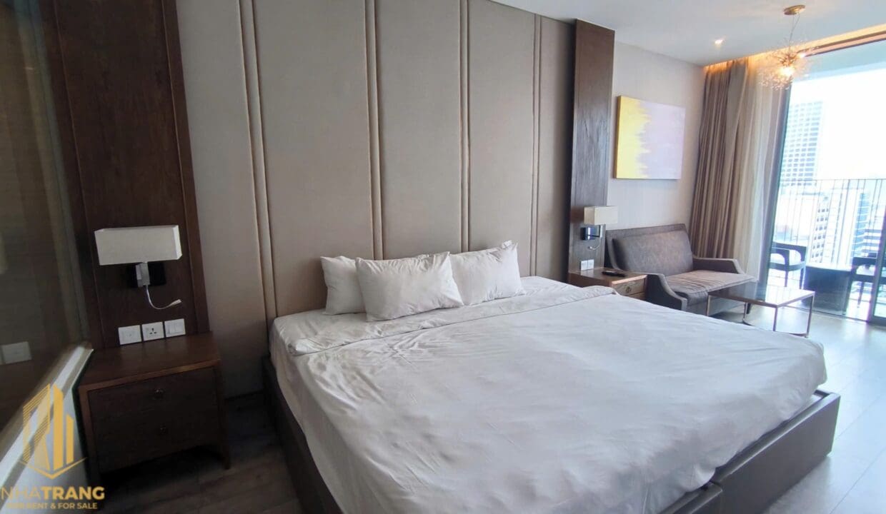 z6978876887195_443e7d2690bd1815d8d04f0bc078cf78