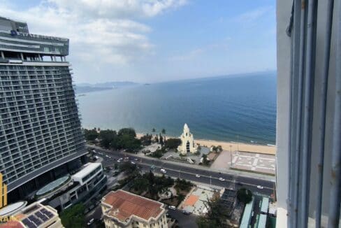 hot spot! streetfront property on nguyen thi minh khai – perfect for business – c048