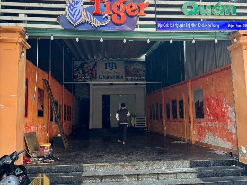 z6979981375736_d5408db28ce6a4624195fe7bd60205ba