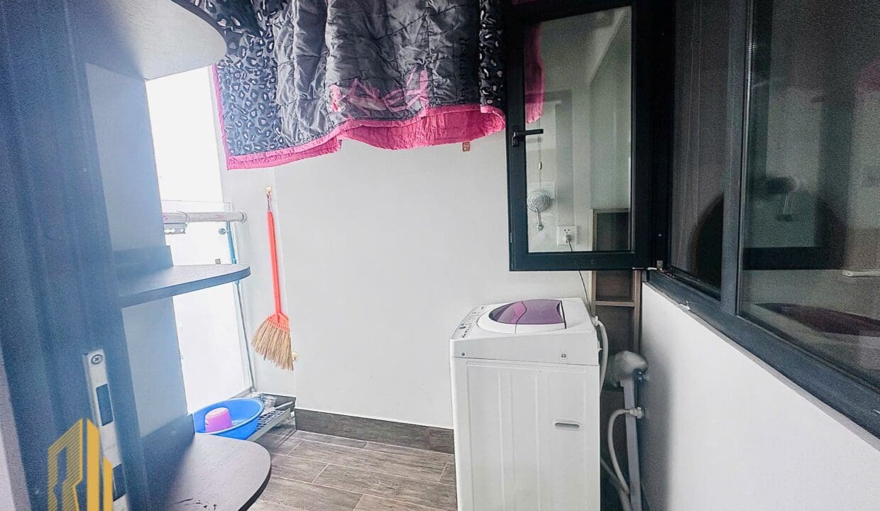 z6988335200527_a8c8ba37432cd0f59cd560660fee4436