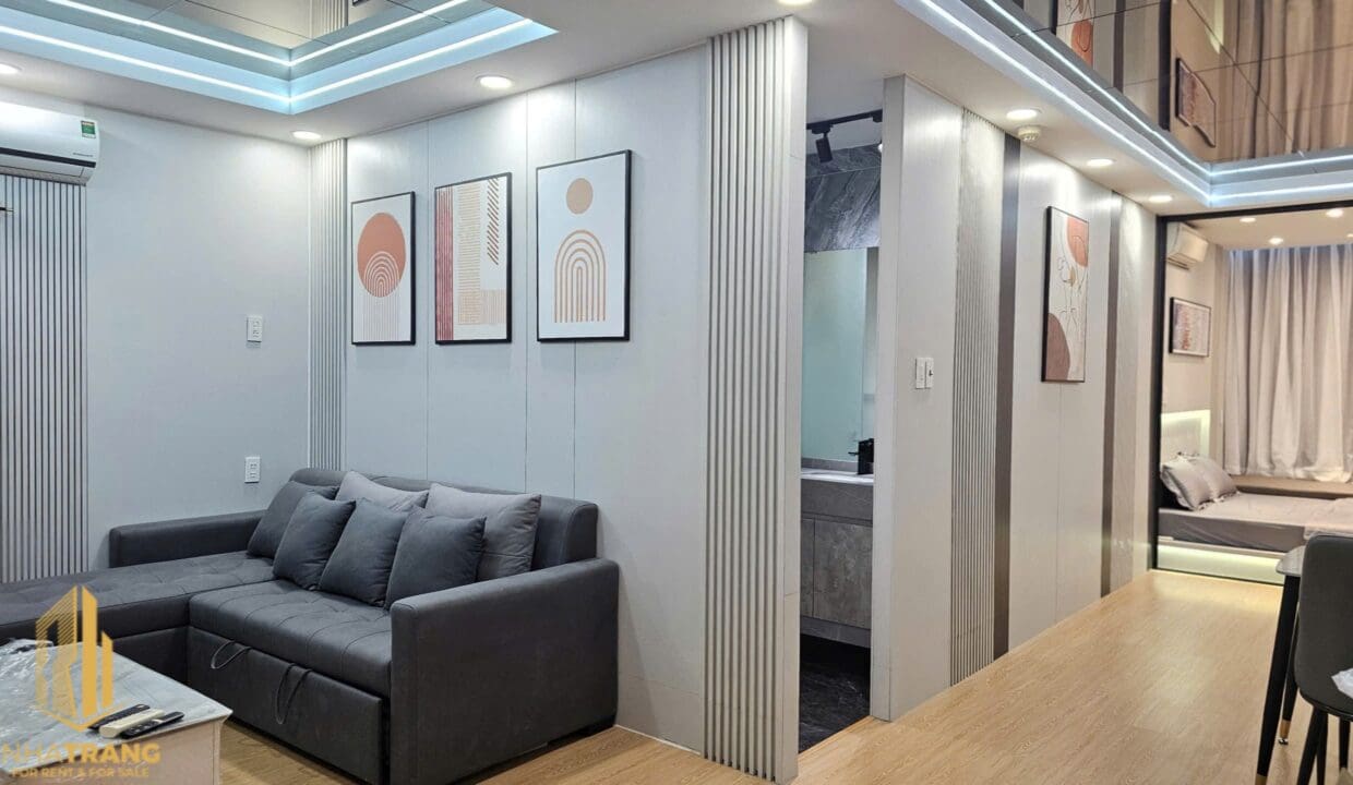 z7049908443933_5bf80396b4577ee724090ae89473778c