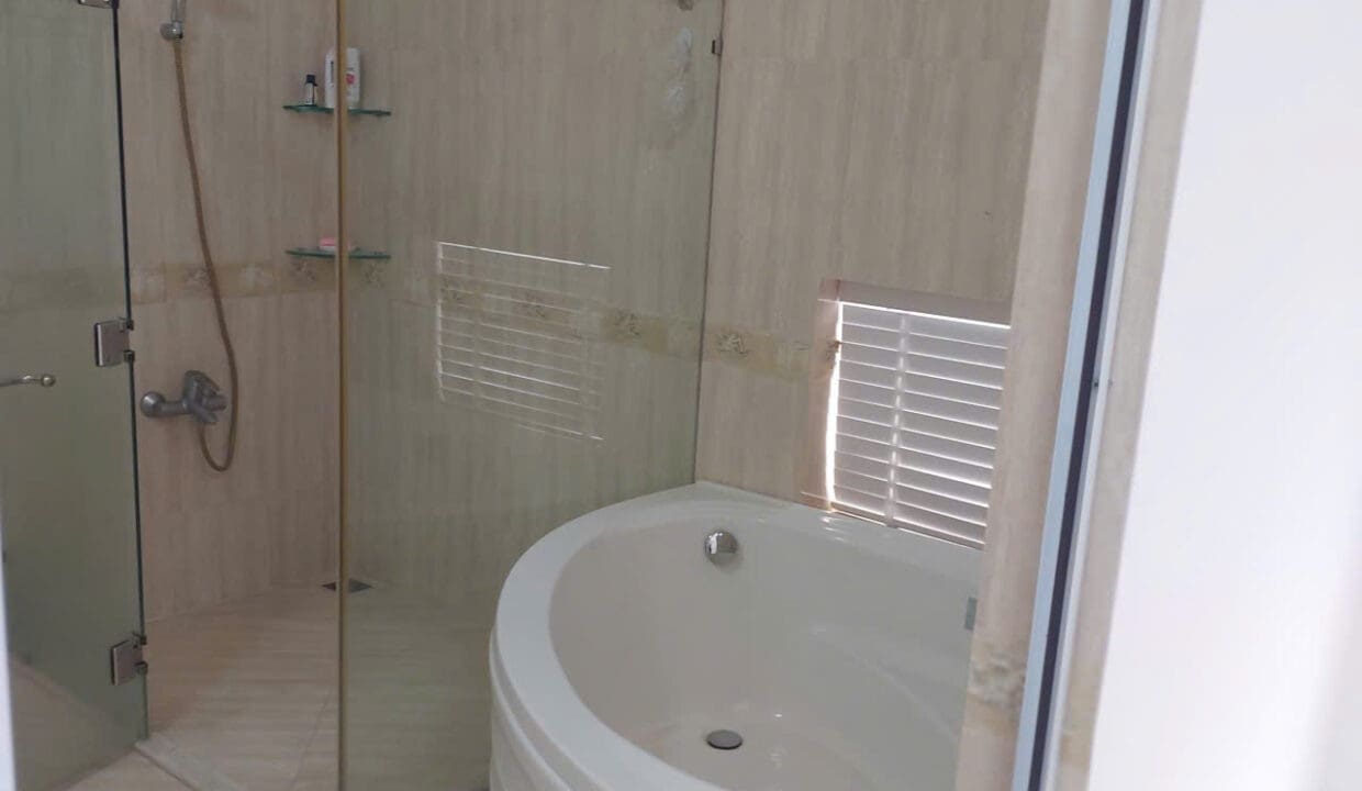 z7095911142223_2d49664d9b9e35724d100a81fb2bd38d