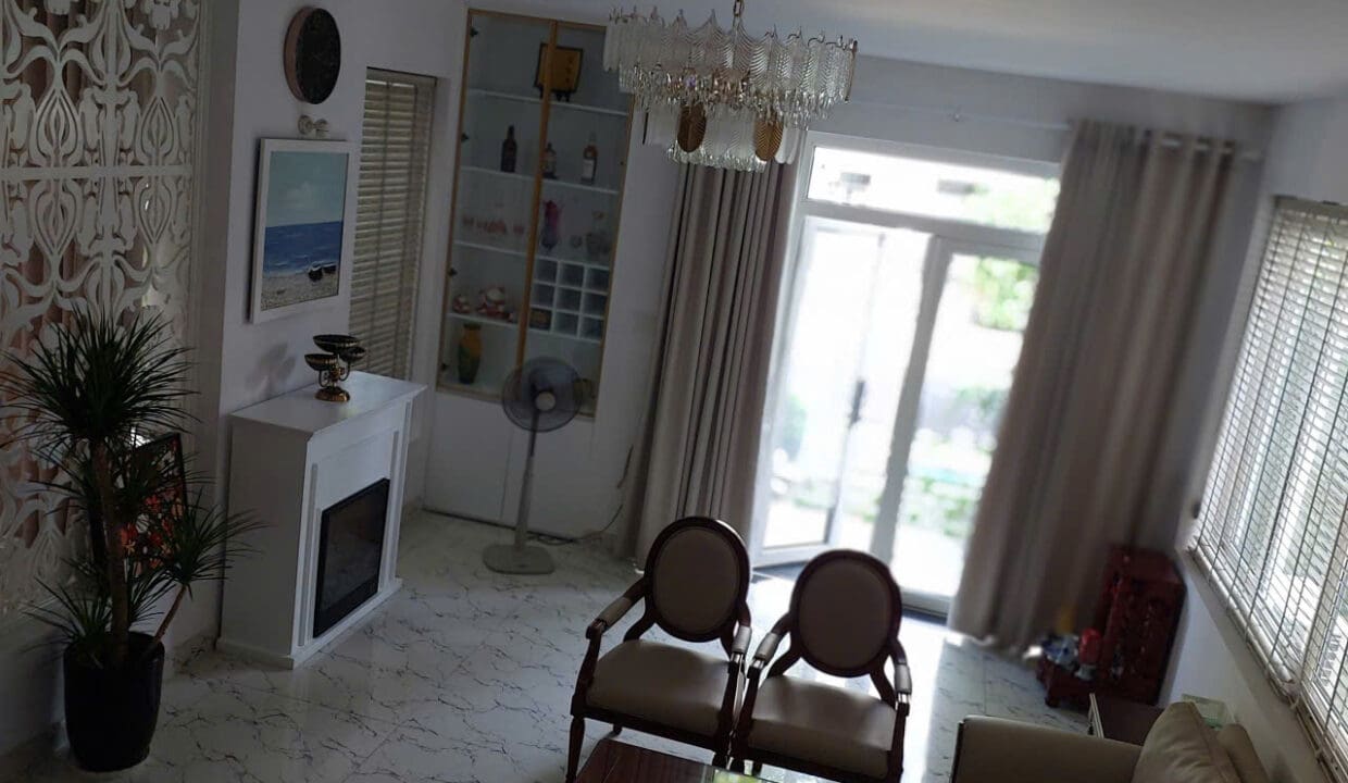 z7095911169731_3afcb629a93cb44f79583349d0cbaaff