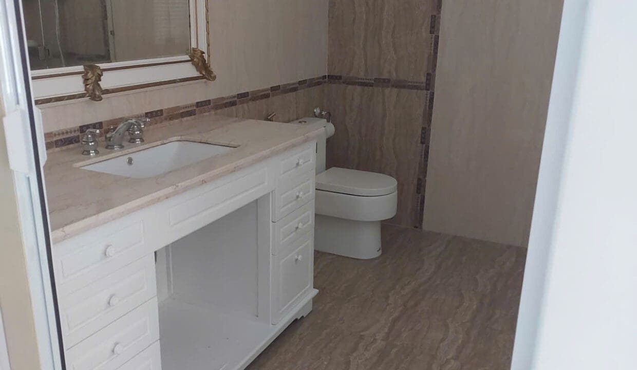 z7095911196173_401e2bafd61070b852c8aa30b3878a24