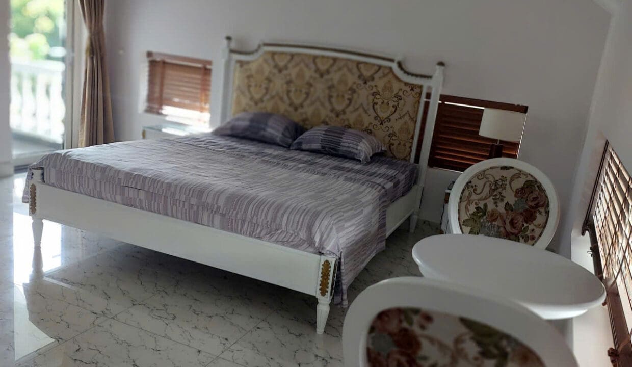 z7095911229702_99e92b8994a175abab710b3fdef6f07f