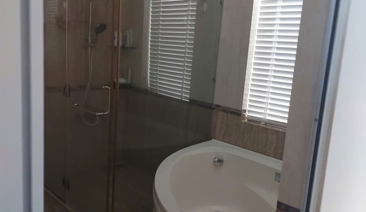 z7095911254300_aff9de1c711b58e5c1507a62c18ba056