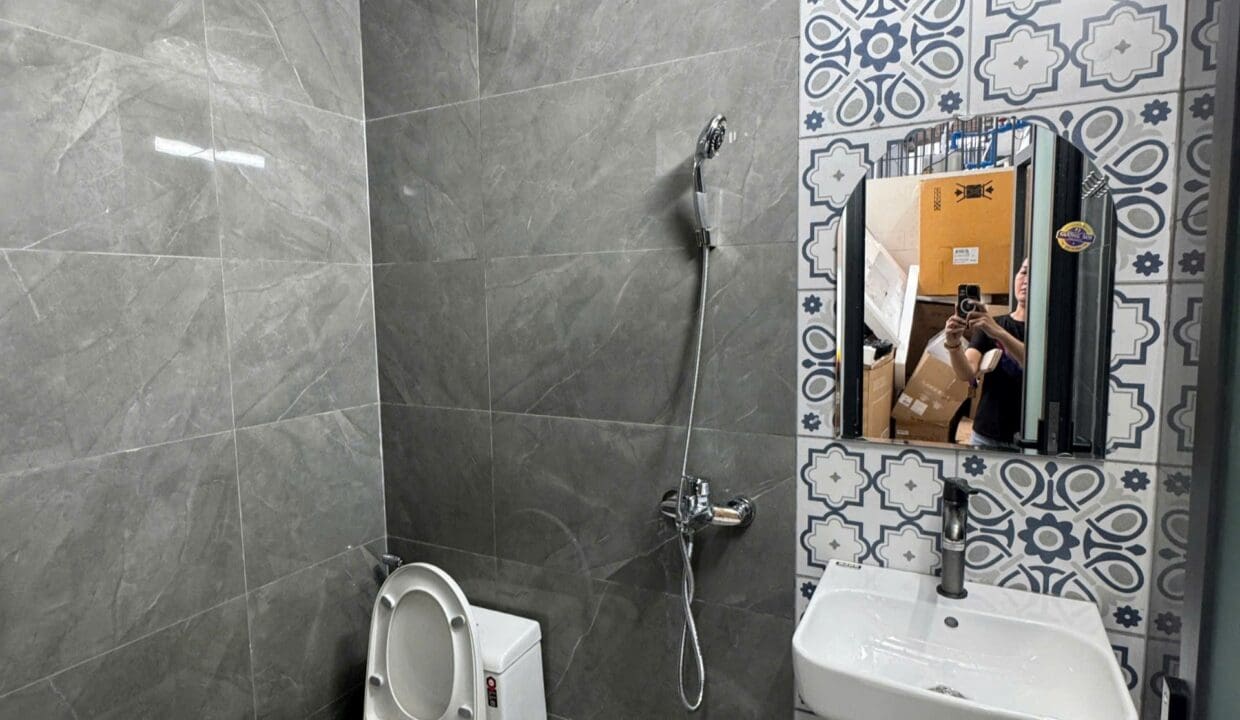 z7147402358323_2dac5bca2fc4e6d098866f69b70b94f0