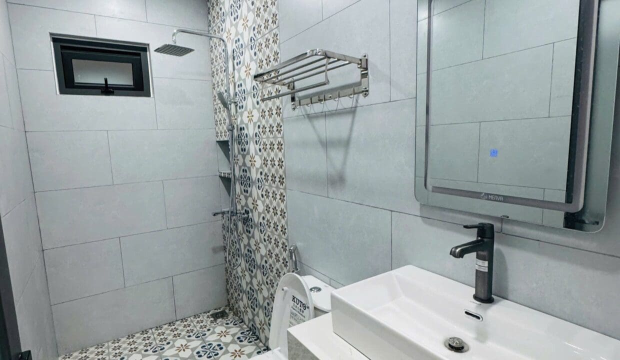 z7147402386436_65fecaacc1f39402579ee6d2d73f364f