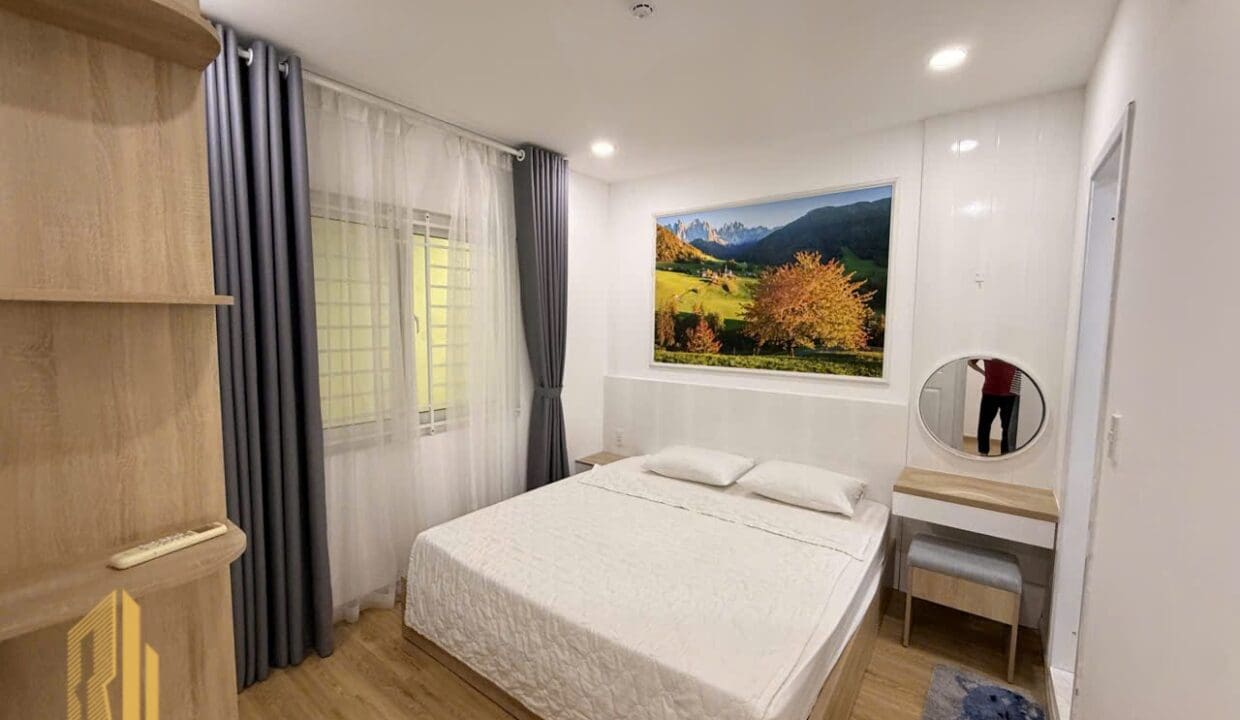 z7158175445434_53b2d23a45084f5559e2dba83b154870