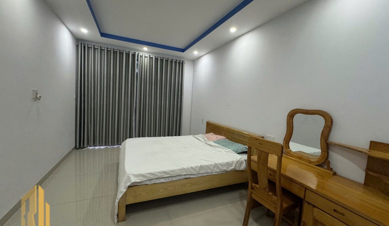 z7189329531984_055a0ffdc8a2960c54ee712000c38496