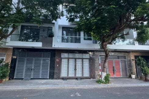 gold coast –city view studio apartment for sale in the center- s061