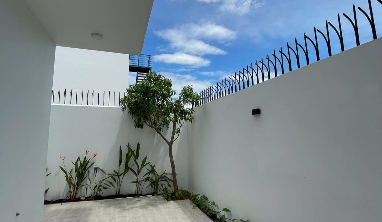 z7219619018351_58a1e66e7a5d5cdb76aa78be3ede6992