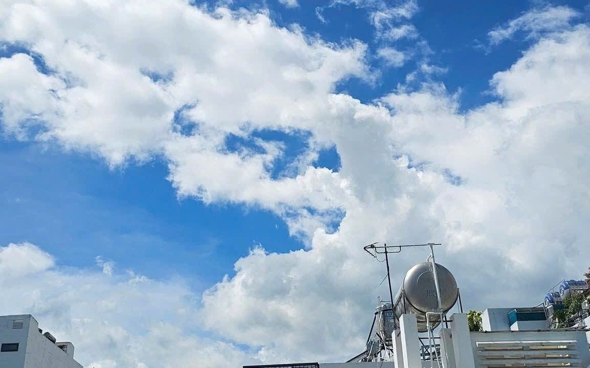 z7225845928538_f2cbf8ae35d1e86320dbe7c4bfa33678