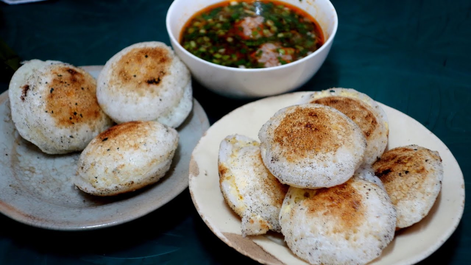 Banh Can – The Addictive Afternoon Snack