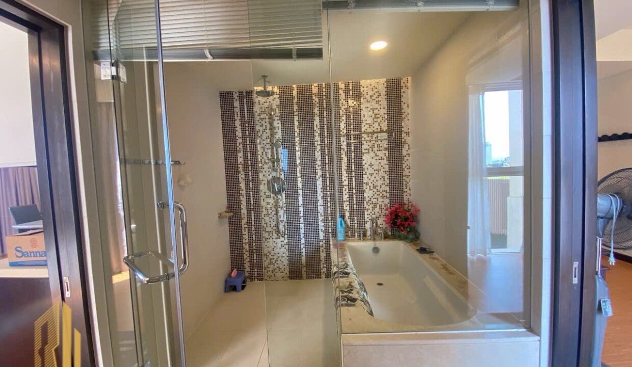 z7281149849242_ac59021bc3758133756049282958c868