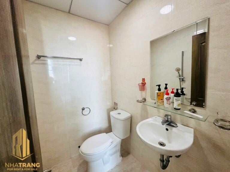 Сдаётся квартира, 2 спальни, 75,8 м², Vạn Thạnh