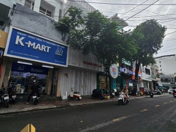 House for lease frontage on Bach Dang Street Korean area, Nha Trang – C084