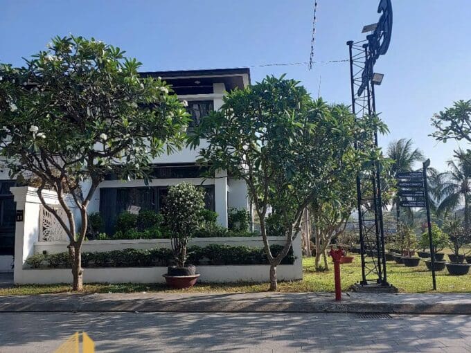 Stunning 3BR Champa Villa for Rent | Beautiful River View | Prime Central Location – V075