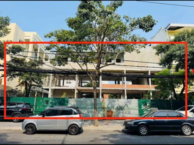 Rare Commercial Building for Lease – Prime frontage on Hoang Hoa Tham Street – C130